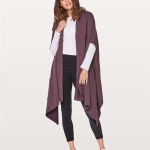 lululemon athletica Live Freely Wrap in the color Heathered Black Cherry.